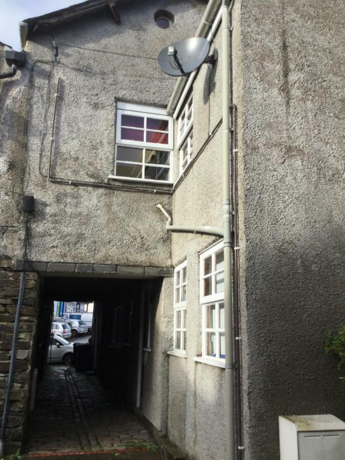 2 Leather Lane Ulverston Exterior foto